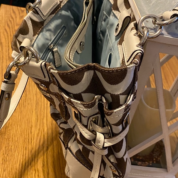 Coach Purse Carry All Shoulder Bag Multi Pocket White/Brown/Begie - Picture 4 of 8